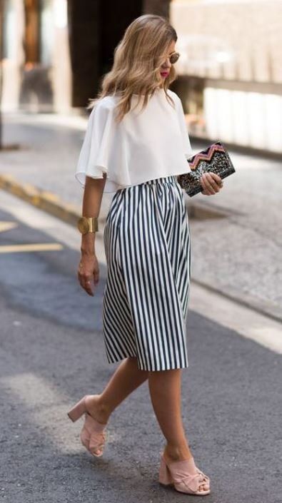 25 Of The Chicest White T-Shirt Outfits We've Ever Seen - LLEGANCE - 25 Of The Chicest White T-Shirt Outfits We've Ever Seen - LLEGANCE -   16 style Summer office ideas