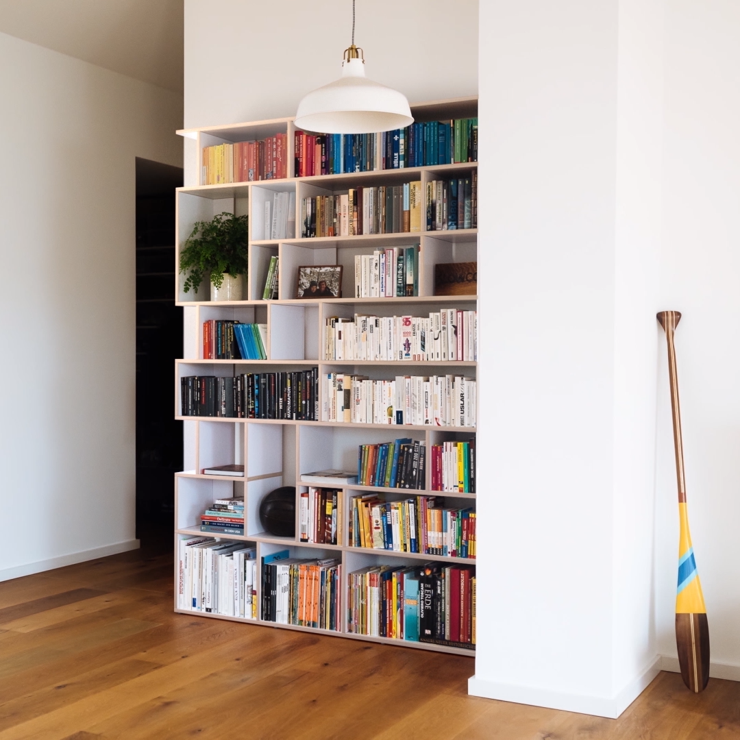 Perfectly-Sized Modern Bookcase with Style - Perfectly-Sized Modern Bookcase with Style -   17 diy Organization bookshelf ideas