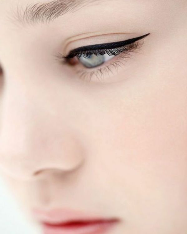 Dezentes Augen Make up - Sch?ne Tipps und Tricks - Dezentes Augen Make up - Sch?ne Tipps und Tricks -   18 beauty Tipps Und Tricks augen ideas