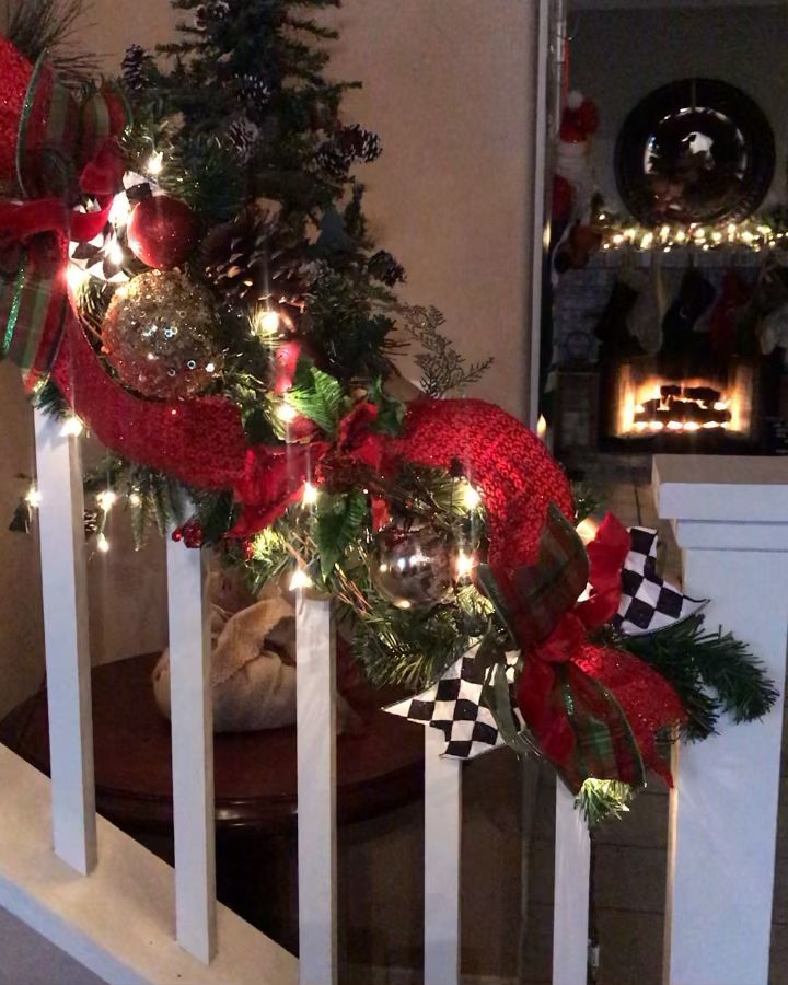 Christmas Staircase Garland - Christmas Staircase Garland -   18 diy Christmas Decorations for inside ideas