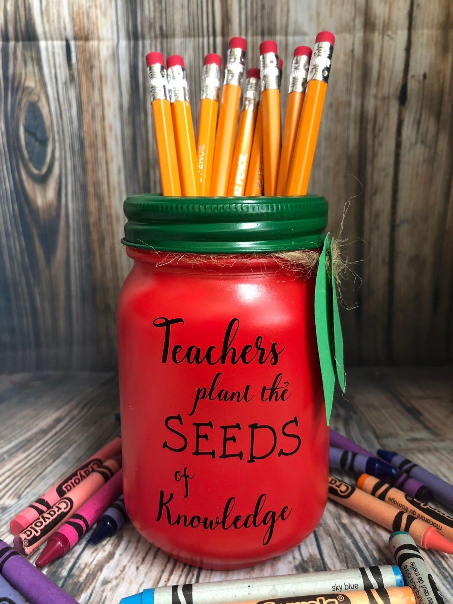 Personalized Teacher  Apple Pencil holder mason jar, pint size 16 oz 