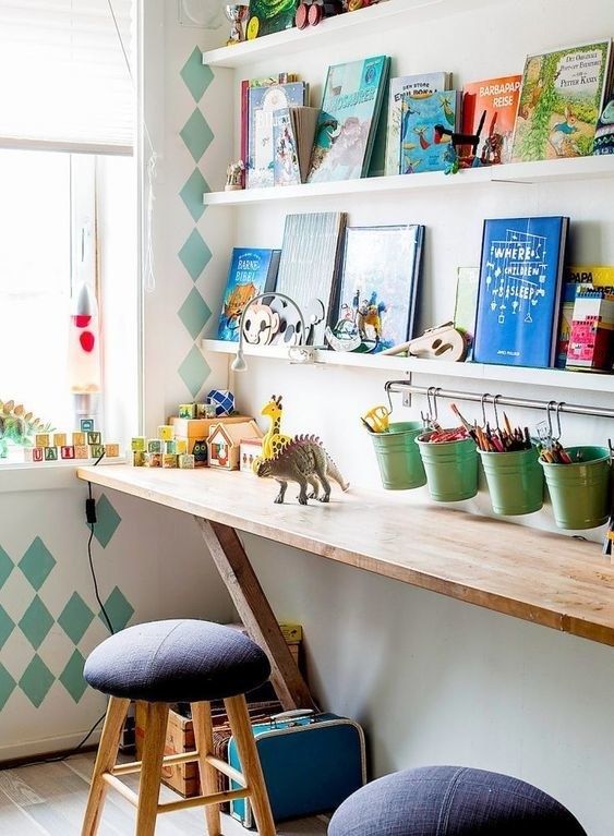 22 Reading Nooks For Kids That Will Make You Drool (TBH, I Am) - 22 Reading Nooks For Kids That Will Make You Drool (TBH, I Am) -   18 diy Kids desk ideas