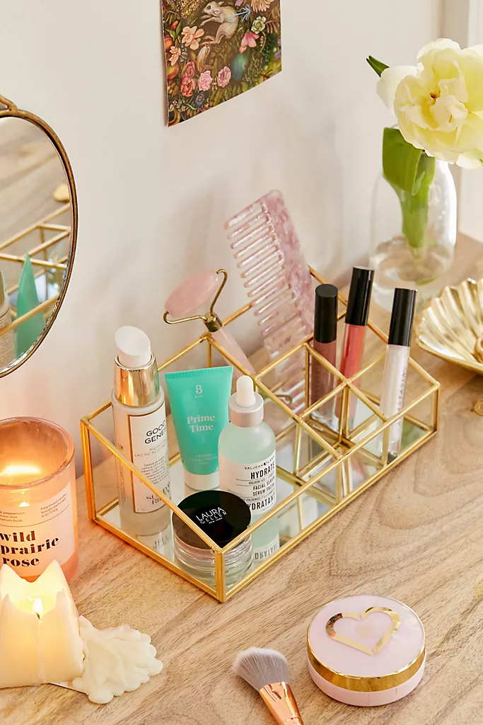 18 diy Shelves makeup ideas