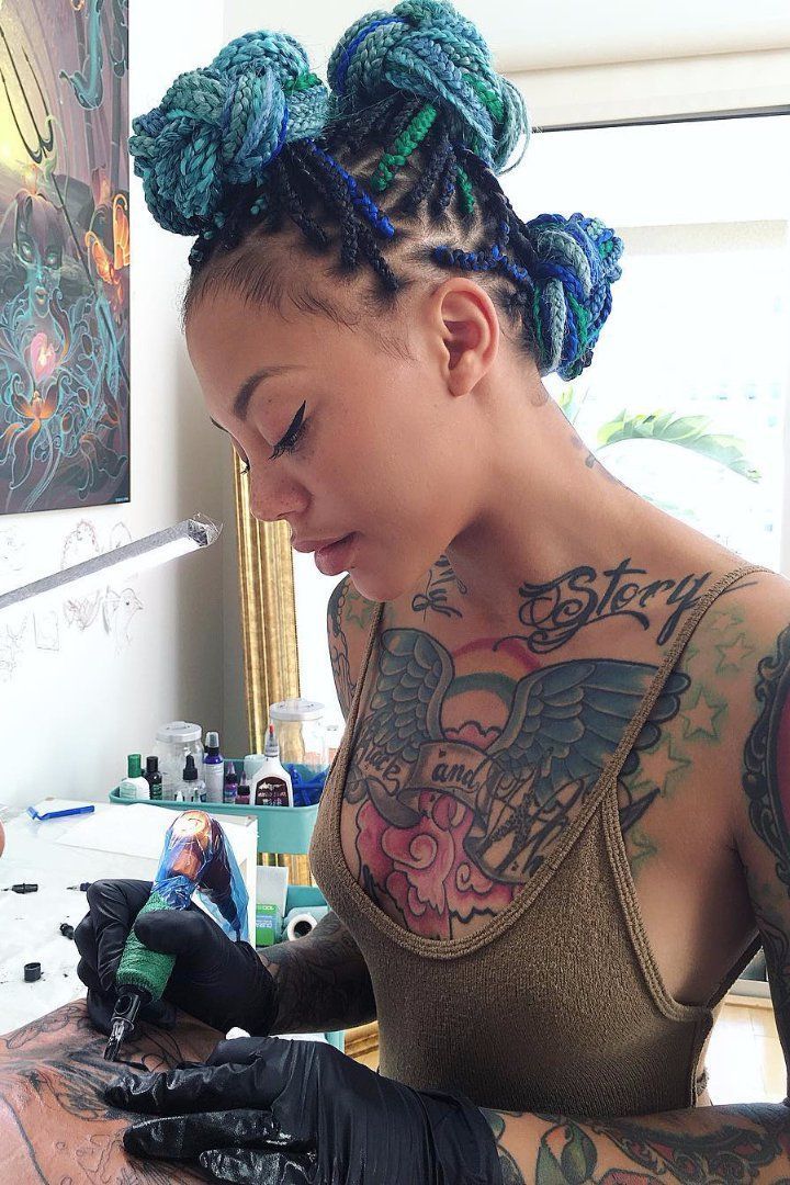 30 Badass Female Tattoo Artists to Follow on Instagram ASAP - 30 Badass Female Tattoo Artists to Follow on Instagram ASAP -   19 artist style Outfits ideas