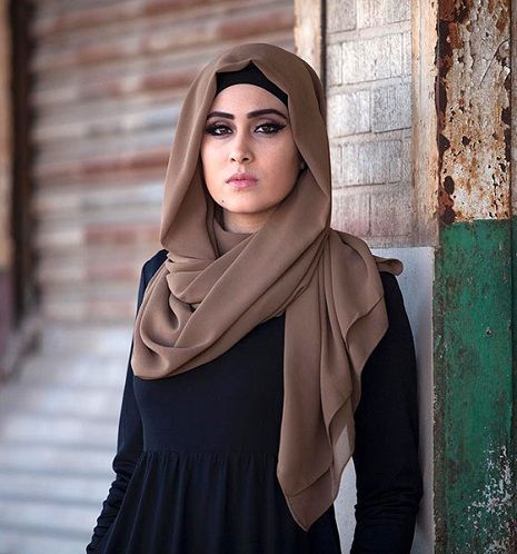 15 Fashionable Muslim Hijab Styles for All Face Shapes | Styles At Life - 15 Fashionable Muslim Hijab Styles for All Face Shapes | Styles At Life -   13 style Black hijab ideas
