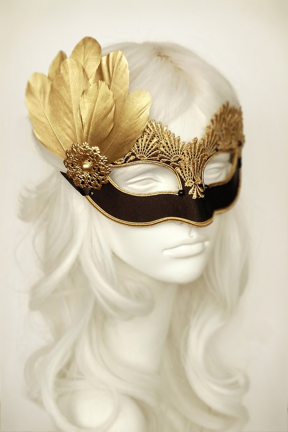 Black & Gold Lace Masquerade Mask - Venetian Style Halloween Mask With Feathers - For Masquerade Ball, Prom, Costume Party, Wedding - Black & Gold Lace Masquerade Mask - Venetian Style Halloween Mask With Feathers - For Masquerade Ball, Prom, Costume Party, Wedding -   15 beauty Mask anime ideas