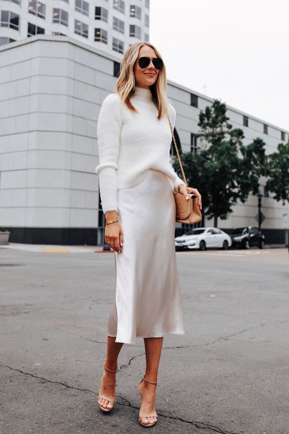 Winter White Outfit Idea For a Casual Holiday Party - Winter White Outfit Idea For a Casual Holiday Party -   15 style Women party ideas
