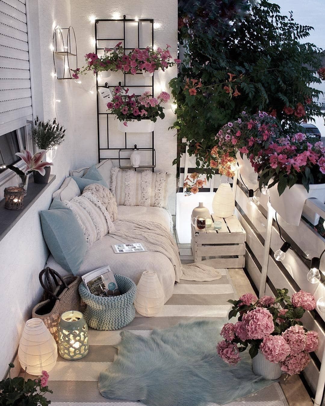 The Best Decorated Small Outdoor Balconies on Pinterest - Living After Midnite - The Best Decorated Small Outdoor Balconies on Pinterest - Living After Midnite -   16 diy Apartment patio ideas