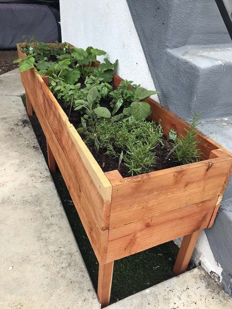 HOW TO BUILD A RAISED PLANTER BOX - HOW TO BUILD A RAISED PLANTER BOX -   18 diy Wood garden ideas