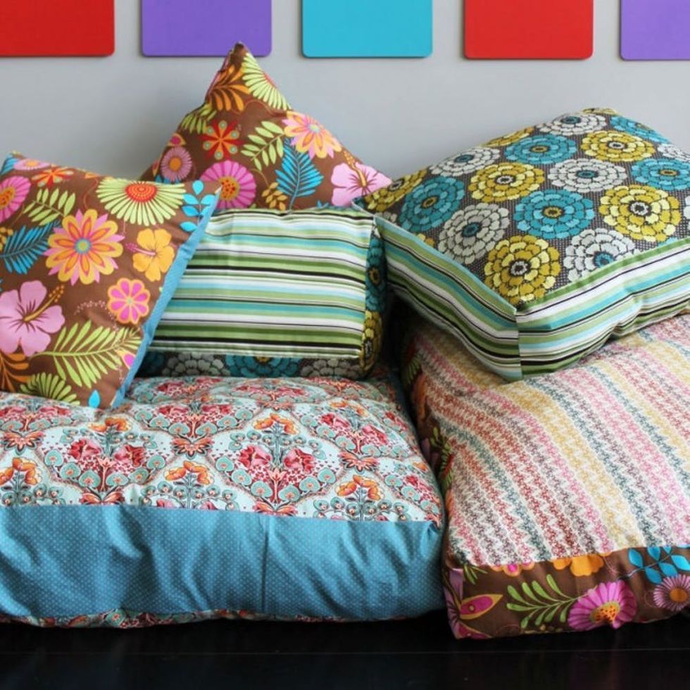 How to Create Your Own Colorful Jumbo Floor Pillows - How to Create Your Own Colorful Jumbo Floor Pillows -   19 diy Pillows floor ideas