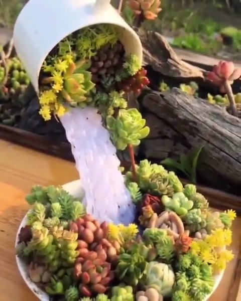 DIY planter for mini succulents! ? - DIY planter for mini succulents! ? -   21 diy Videos garden ideas