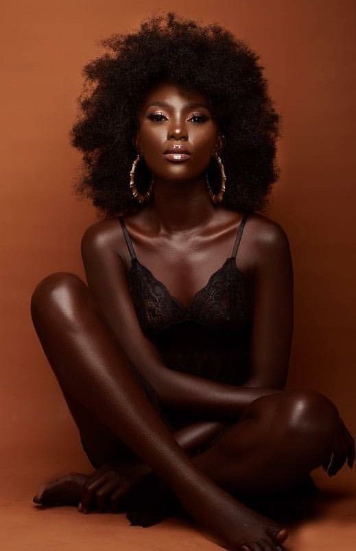 70 Ebony Model Portrait Examples — Richpointofview - 70 Ebony Model Portrait Examples — Richpointofview -   25 beauty Black women ideas