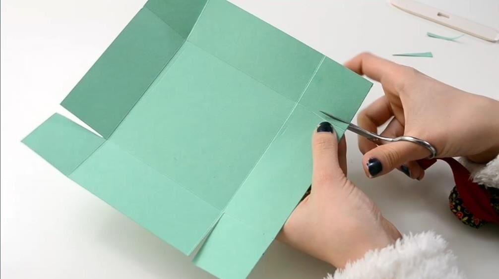 How to Make an Easy Paper Box - Valentine's Day Gift - DIY Crafts - How to Make an Easy Paper Box - Valentine's Day Gift - DIY Crafts -   16 diy To Do When Bored paper ideas