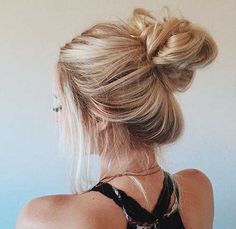 How to Make the Perfect Messy Bun in 3 Steps - How to Make the Perfect Messy Bun in 3 Steps -   16 style Hair messy ideas