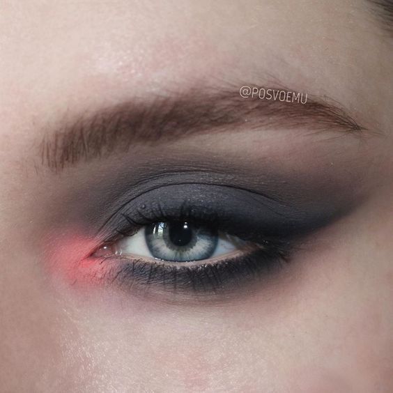 Eyeshadow Colours for Grey Eyes | Blogmas Day 14 - Eyeshadow Colours for Grey Eyes | Blogmas Day 14 -   17 beauty Eyes grey ideas