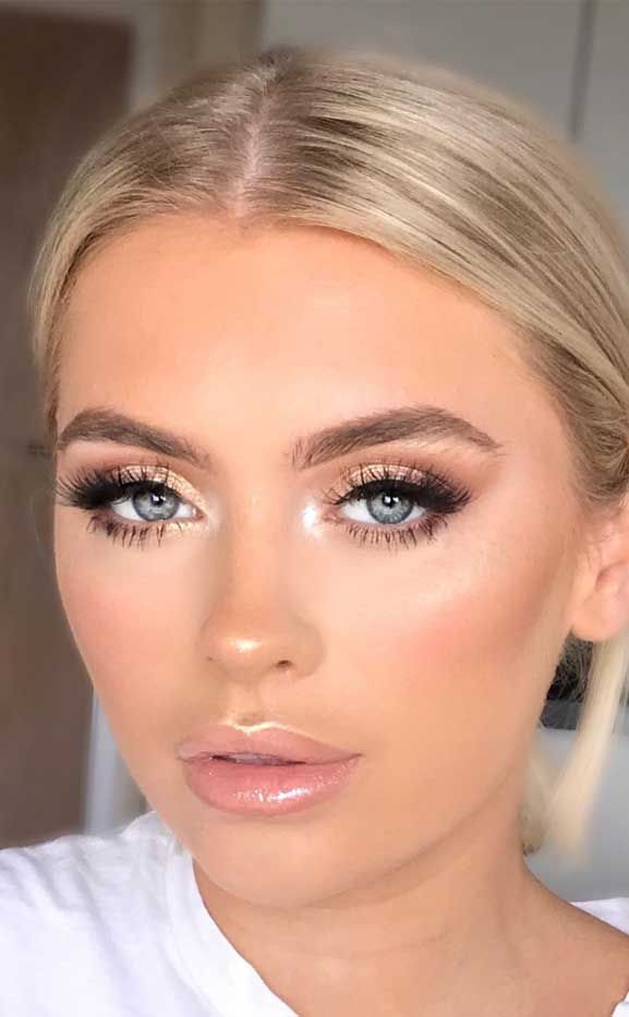 Gold eyes. Nude lips. Love this look. - Gold eyes. Nude lips. Love this look. -   17 beauty Makeup wedding ideas