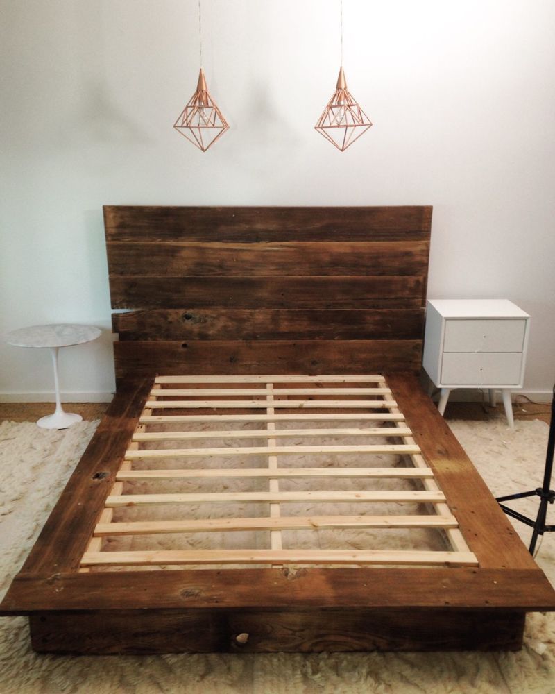 DIY Reclaimed Wood Platform Bed - DIY Reclaimed Wood Platform Bed -   17 diy Muebles hombre ideas