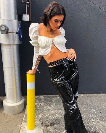 24 Celebrities With The Most Daring, Fabulous And Enviable Personal Style - 24 Celebrities With The Most Daring, Fabulous And Enviable Personal Style -   17 dua lipa style Street ideas