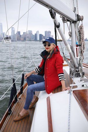 How to Dress Sporty Classic (with Sporty Outfit Examples) - Stunning Style - How to Dress Sporty Classic (with Sporty Outfit Examples) - Stunning Style -   17 nautical style Women ideas
