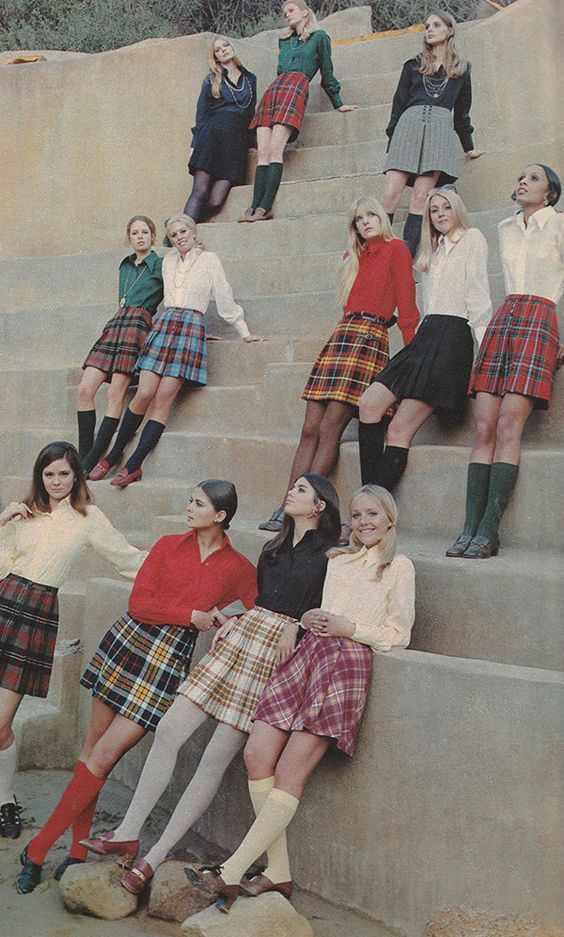 Stylish schoolgirls - 1960's - Stylish schoolgirls - 1960's -   17 style Retro 1960s ideas