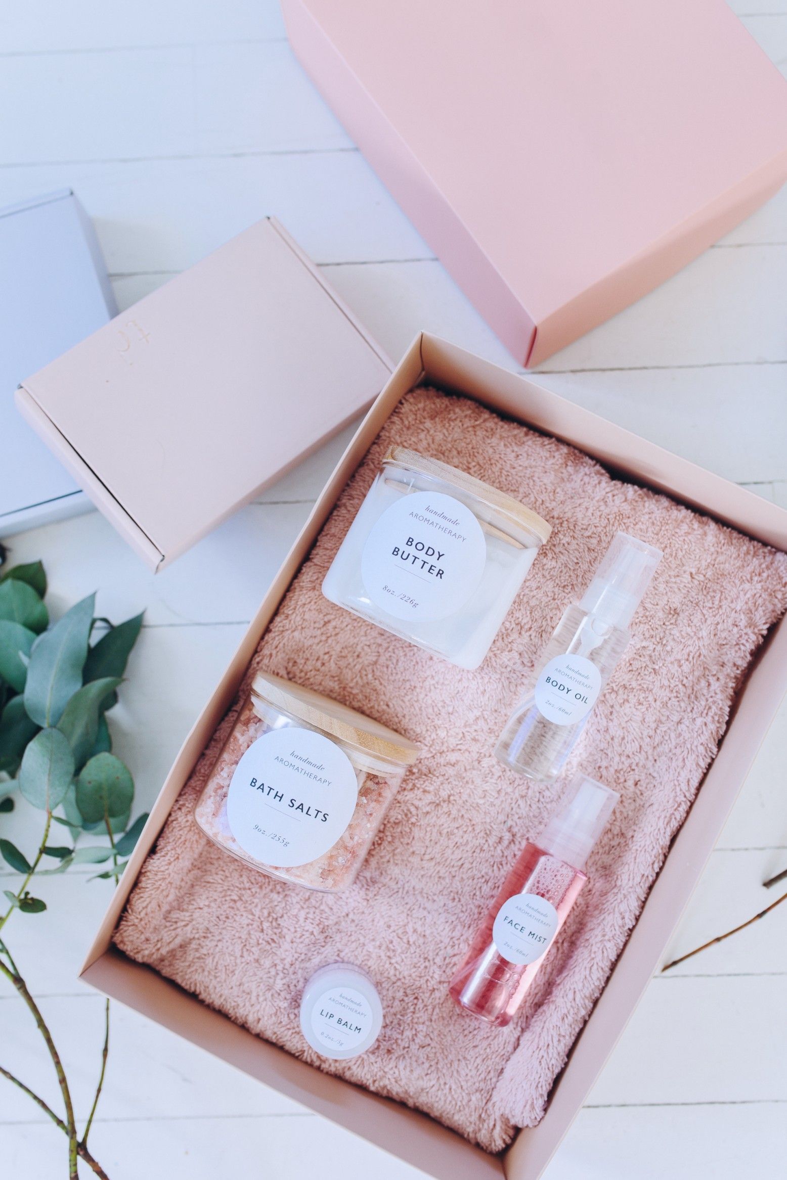 DIY Gift: Natural Beauty Kit (With Printable Labels!) | Collective Gen - DIY Gift: Natural Beauty Kit (With Printable Labels!) | Collective Gen -   18 diy Beauty kit ideas