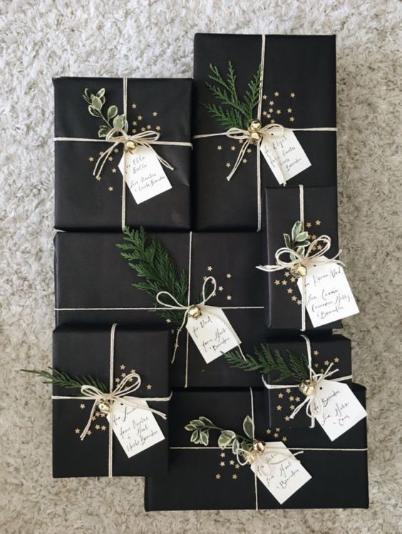25 Minimalist Christmas Gift Wrapping Ideas » - 25 Minimalist Christmas Gift Wrapping Ideas » -   18 diy Box christmas ideas