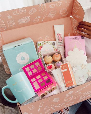 15 Beauty Subscription Boxes to Gift Every Friend - 15 Beauty Subscription Boxes to Gift Every Friend -   19 beauty Box subscriptions ideas