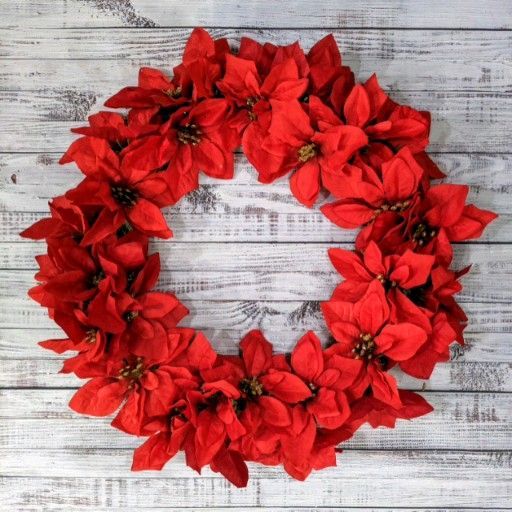 Easy Christmas Wreath - Easy Christmas Wreath -   19 beauty DIY crafts ideas