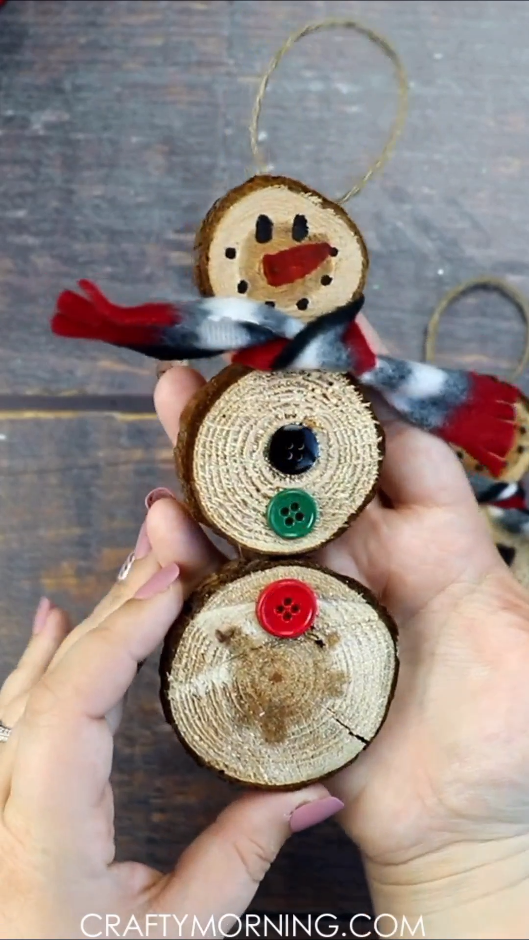 Wood Slice Snowmen Ornaments - Wood Slice Snowmen Ornaments -   19 diy Christmas Decorations wood ideas