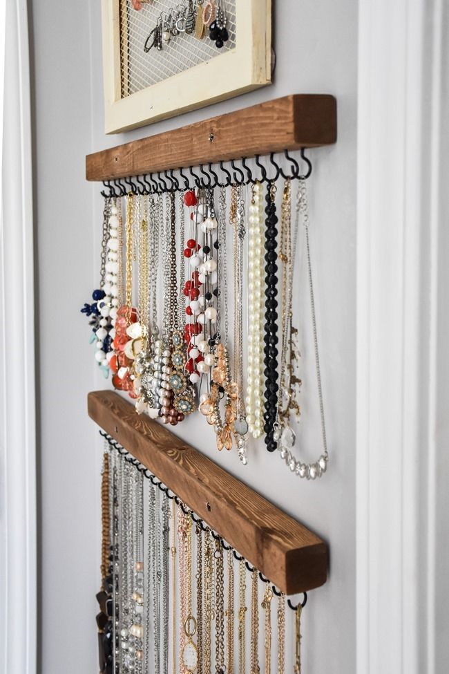 19 diy Jewelry hanger ideas
