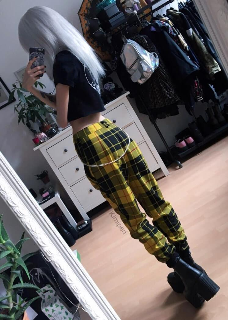 29 Cool Ways to Wear Plaid Pants - 29 Cool Ways to Wear Plaid Pants -   9 style Grunge hiver ideas