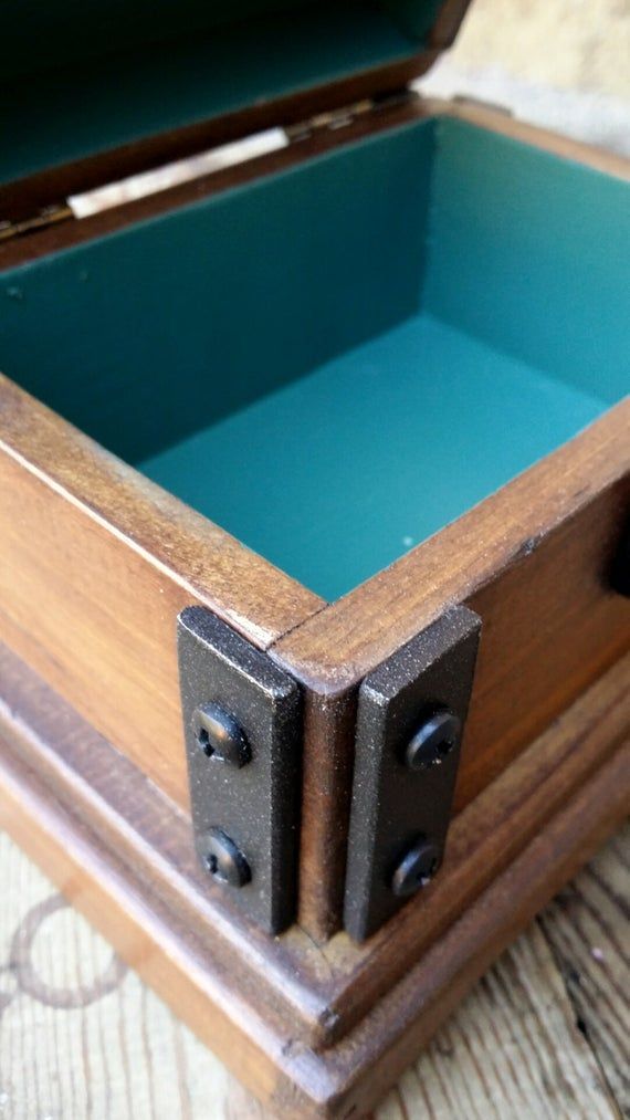wood jewelry box , wood box for watch , reclaimed wood keepsake box. - wood jewelry box , wood box for watch , reclaimed wood keepsake box. -   16 beauty Box italia ideas