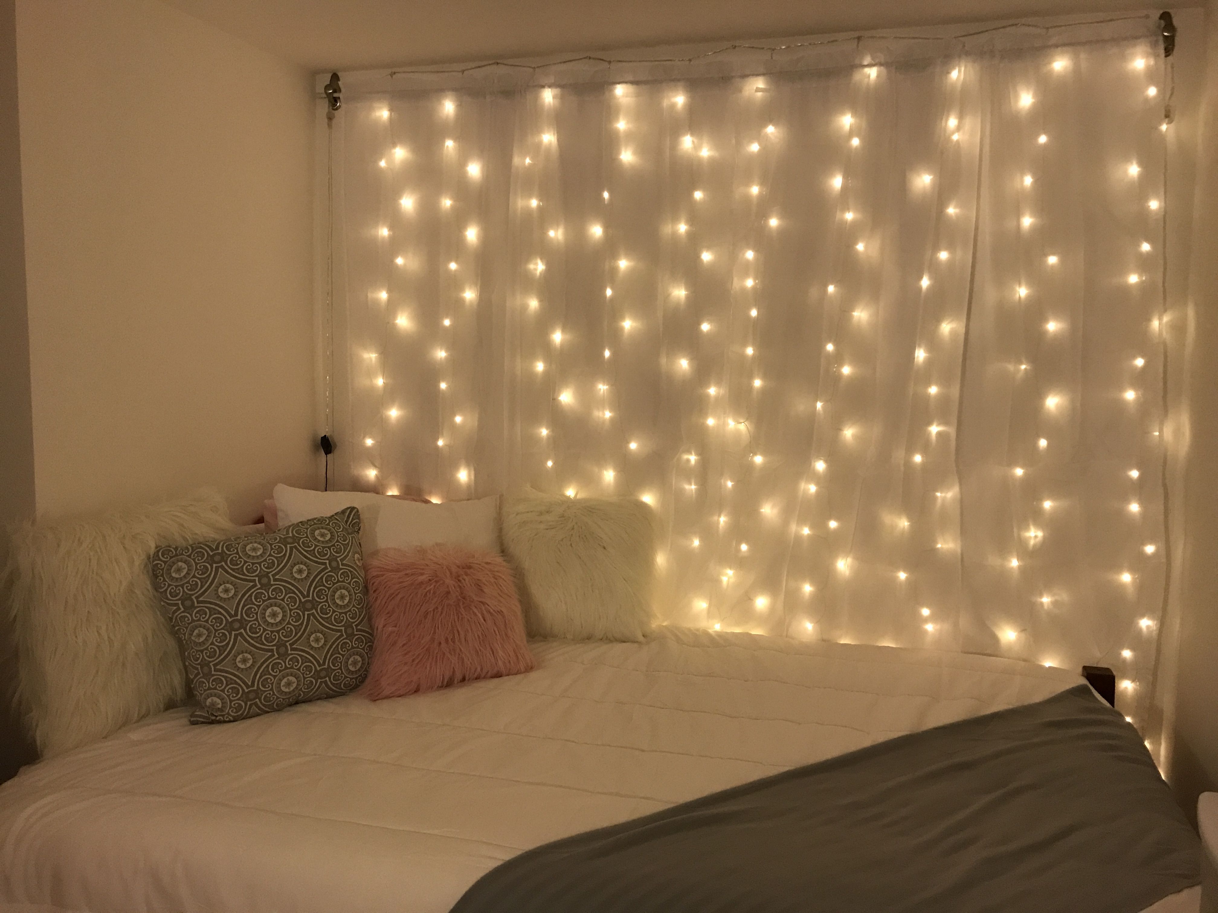 Dorm Decor with String Lights - Dorm Decor with String Lights -   16 diy Bedroom tumblr ideas
