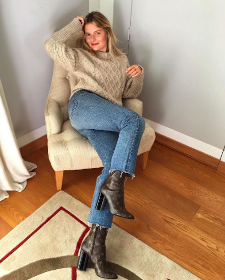 Ask Laurie: How to Wear Denim Like a French Girl? | Goop - Ask Laurie: How to Wear Denim Like a French Girl? | Goop -   18 parisian style Autumn ideas