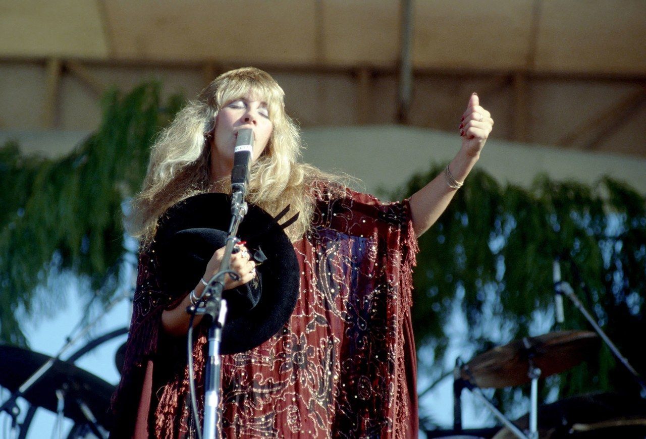 These 9 Songstresses Are the Ultimate Witchy Style Icons - These 9 Songstresses Are the Ultimate Witchy Style Icons -   18 stevie nicks style Bohemian ideas