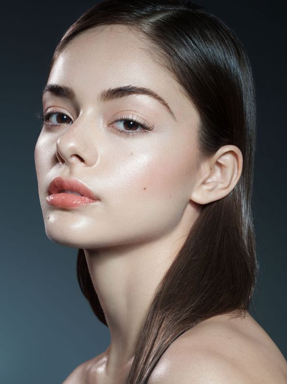 Get Your Glow On With These 7 New Lightweight Foundations - Get Your Glow On With These 7 New Lightweight Foundations -   19 beauty Photography people ideas