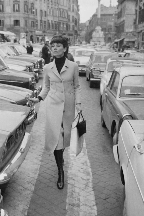 44 Rare Photos of Audrey Hepburn That Proves She Was Truly One of a Kind - 44 Rare Photos of Audrey Hepburn That Proves She Was Truly One of a Kind -   19 young style Icons ideas