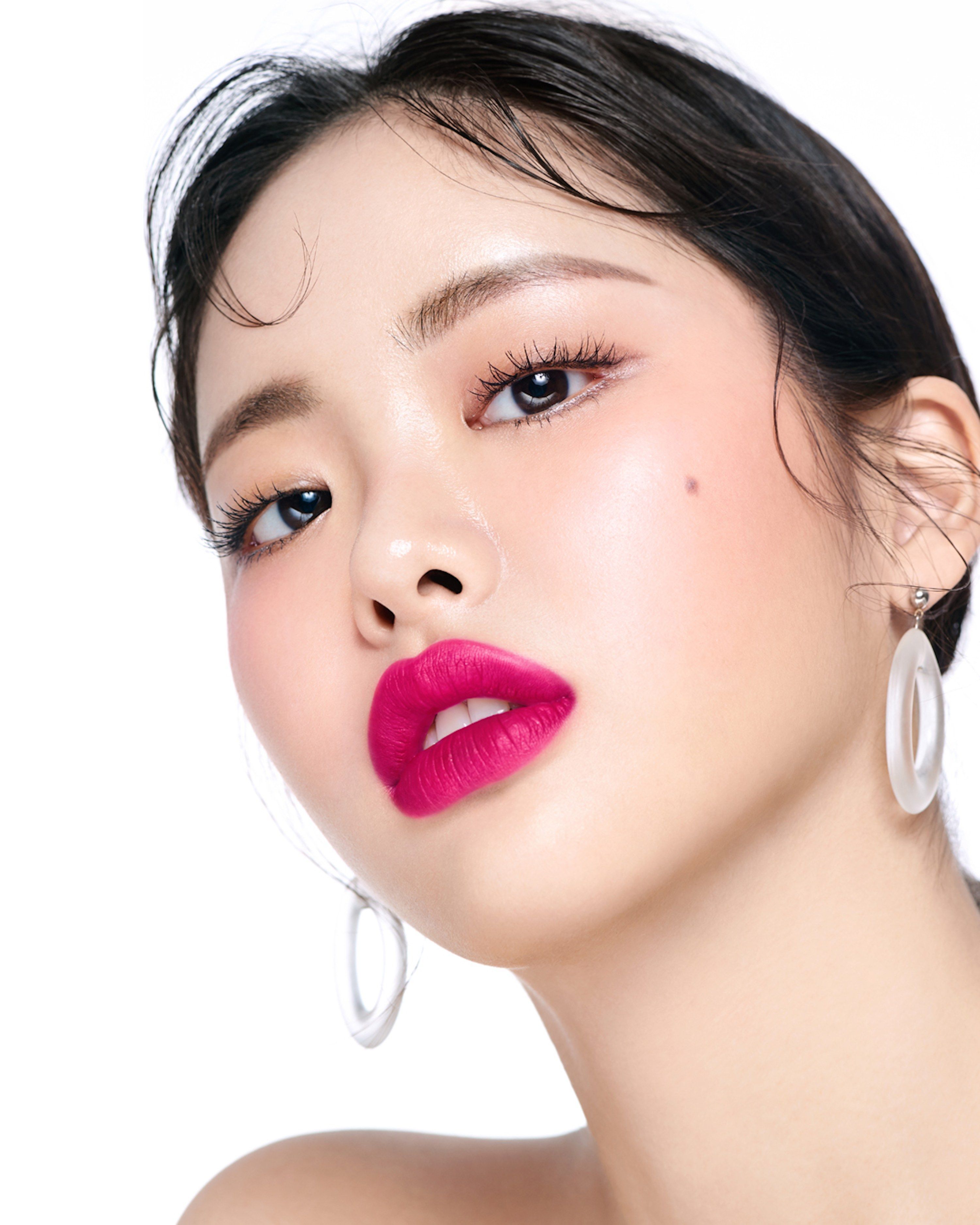 The Biggest Makeup Trends in Korea in 2019 — Top K-Beauty Trends | Allure - The Biggest Makeup Trends in Korea in 2019 — Top K-Beauty Trends | Allure -   16 beauty Shoot korean ideas