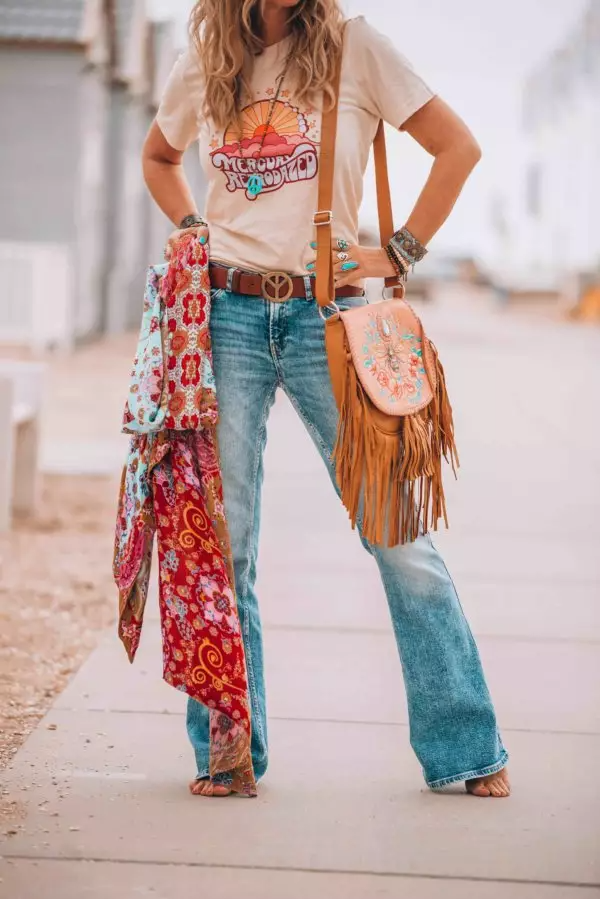 How to create a perfect 70s vintage summer look in just 6 easy steps. - How to create a perfect 70s vintage summer look in just 6 easy steps. -   17 style Bohemio summer ideas