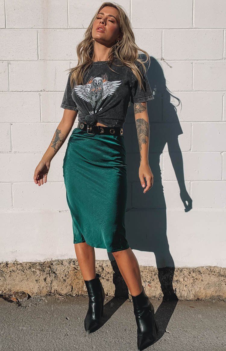 Trisha Midi Skirt Emerald - 8 - Trisha Midi Skirt Emerald - 8 -   21 style Dress with sneakers ideas