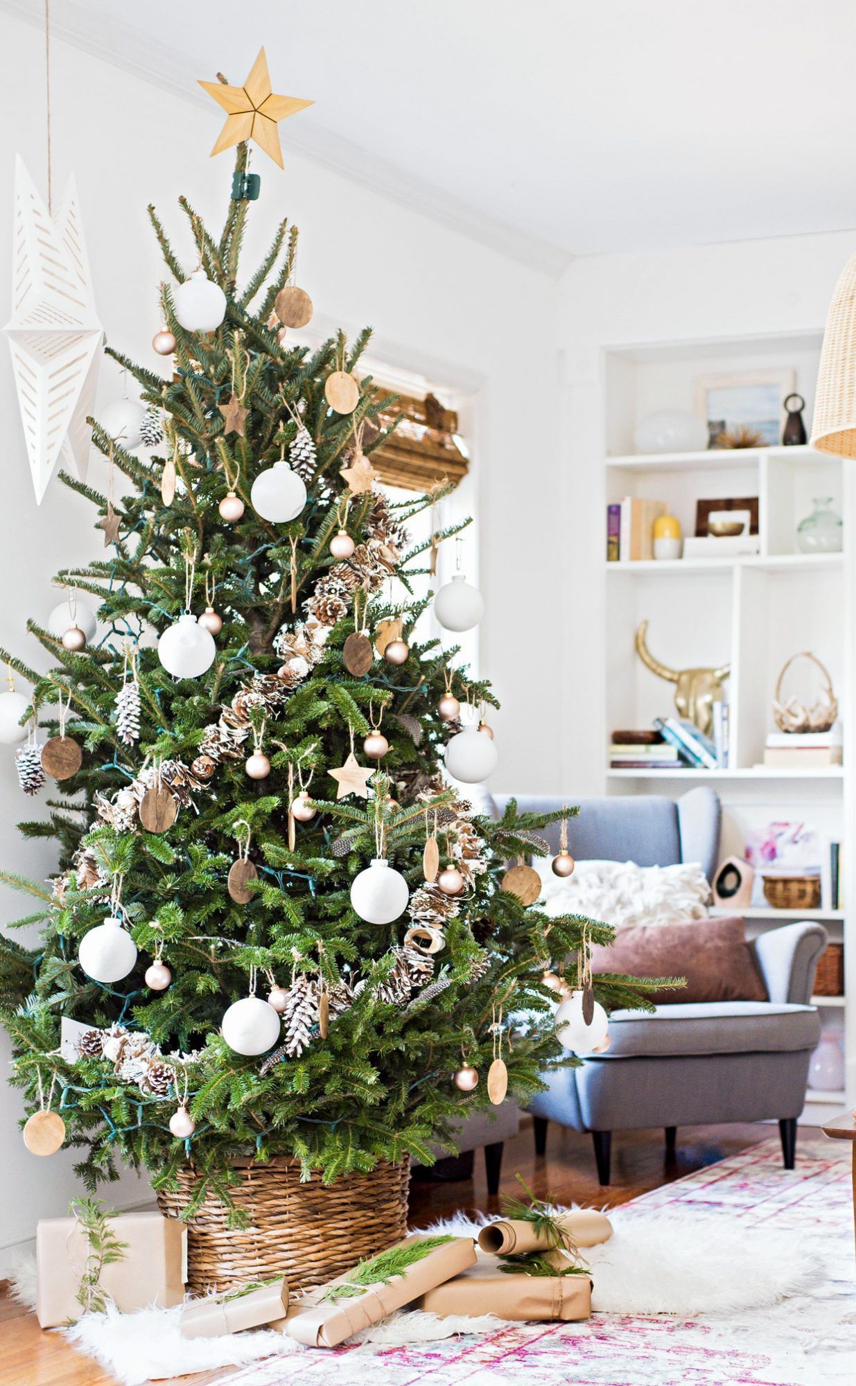 The 7 Christmas Trends That Will be Huge This Year - The 7 Christmas Trends That Will be Huge This Year -   17 christmas tree decorations 2020 trends ideas