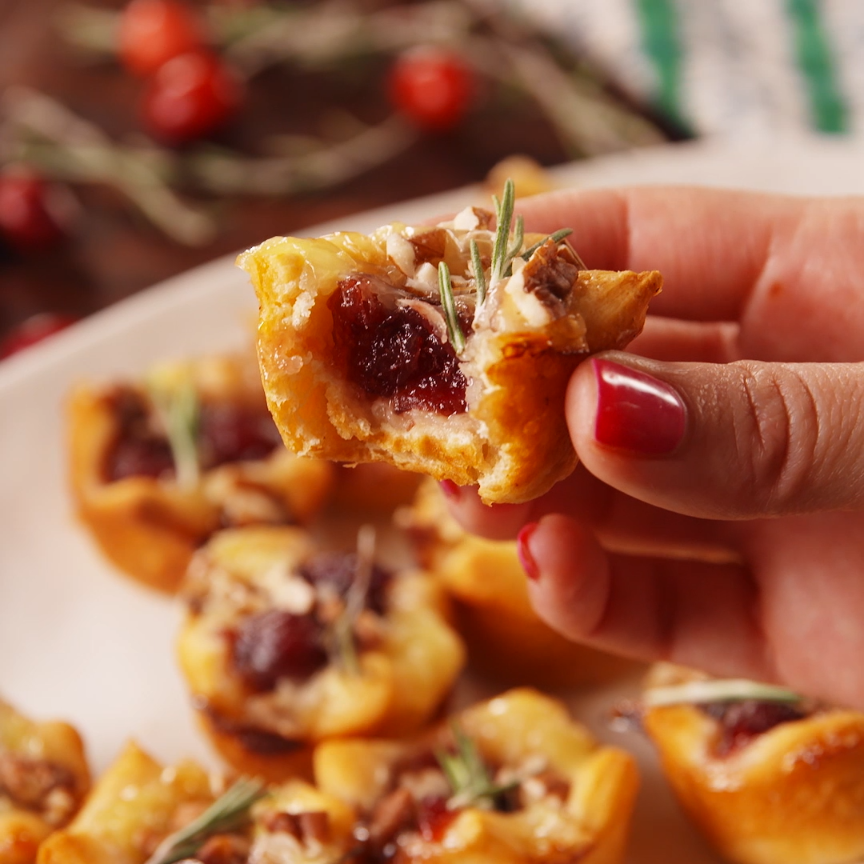 Cranberry Brie Bites Are The Holiday App That Gets Demolished In Seconds - Cranberry Brie Bites Are The Holiday App That Gets Demolished In Seconds -   18 thanksgiving appetizers easy ideas