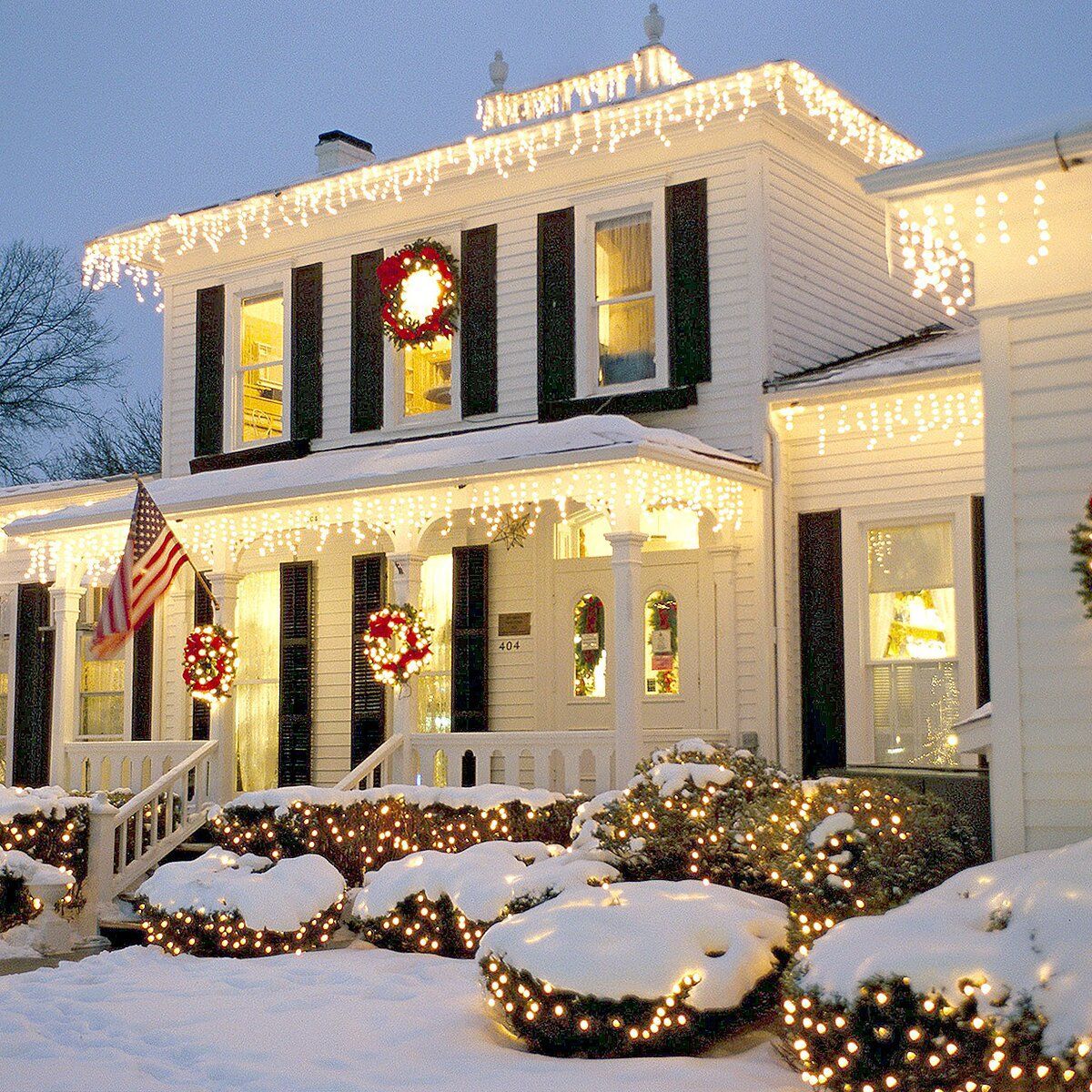 30 Ideas for the Best Outdoor Christmas Decorations on the Block - 30 Ideas for the Best Outdoor Christmas Decorations on the Block -   19 christmas decor outdoor lights ideas