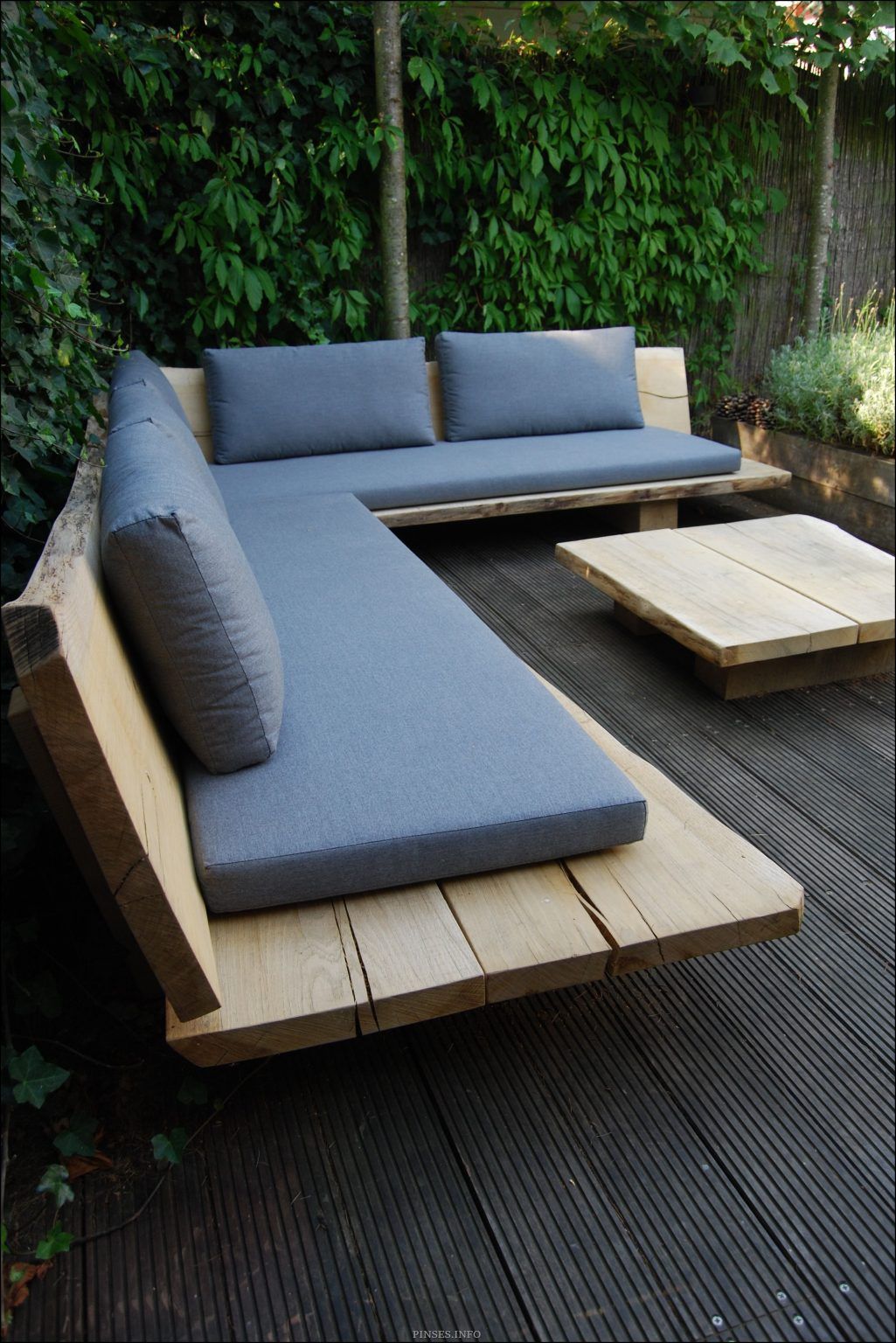 DIY OUTDOOR SOFA - DIY OUTDOOR SOFA -   diy Garden sofa