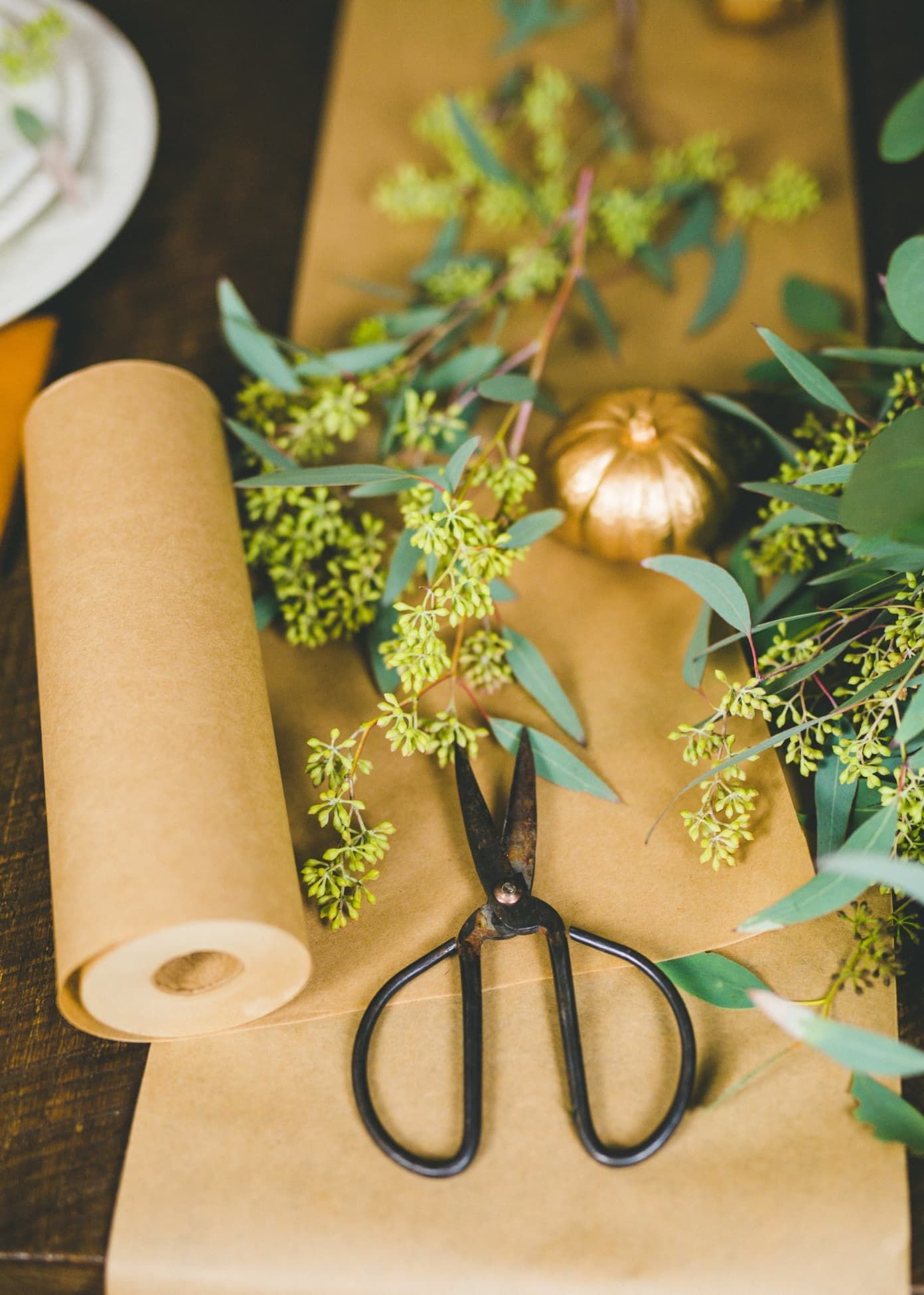 Here's How to Set a Beautiful Thanksgiving Table on a Budget - Here's How to Set a Beautiful Thanksgiving Table on a Budget -   15 thanksgiving decorations table ideas