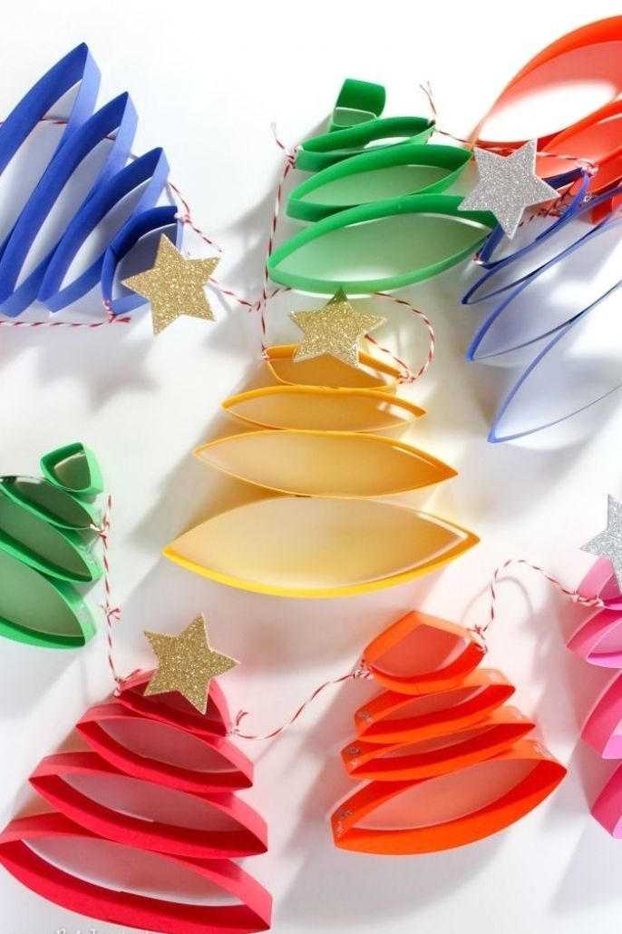 How to Make the Cutest Paper Christmas Tree Garland - Average But Inspired - How to Make the Cutest Paper Christmas Tree Garland - Average But Inspired -   19 diy christmas decorations for kids paper ideas