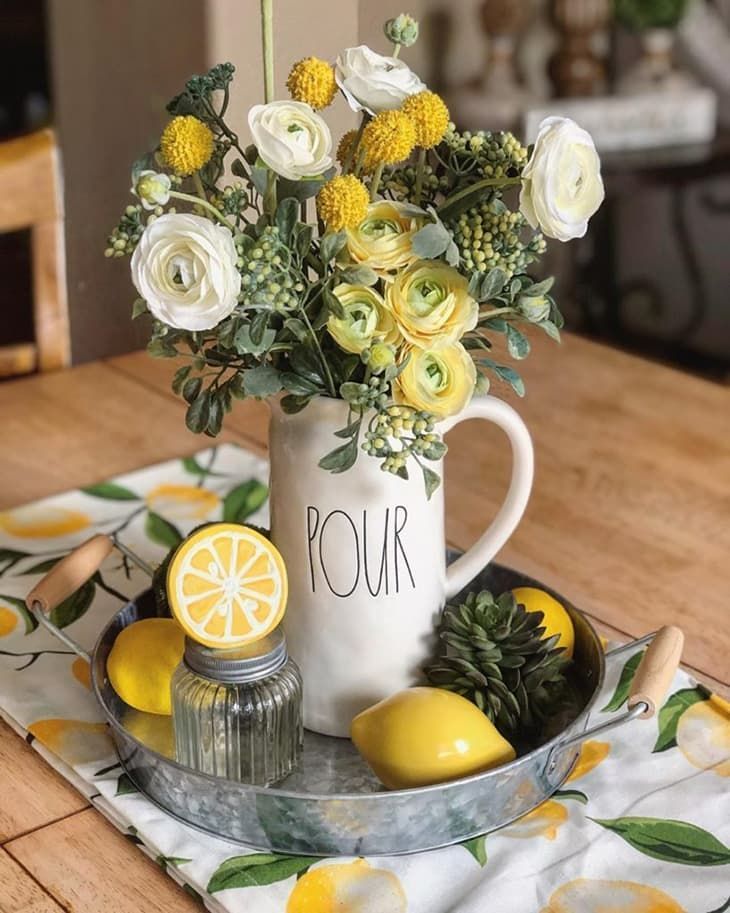 5 ways of Decorating a farmhouse kitchen with lemons - Farmhousehub - 5 ways of Decorating a farmhouse kitchen with lemons - Farmhousehub -   19 farmhouse kitchen table decorations ideas